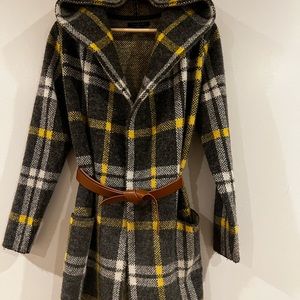 Tahari medium gray yellow plaid knit sweater coat jacket